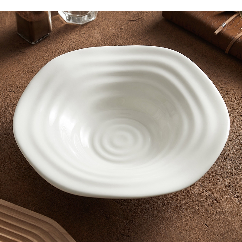 Irregular Shaped White Salad P - огляд і ціна Home Cooking Restaurants